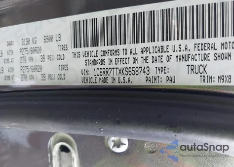 2019 Ram 1500 Classic Big Horn 4X4 6'4 Box из США, поврежденный, VIN 1C6RR7TTXKS658743